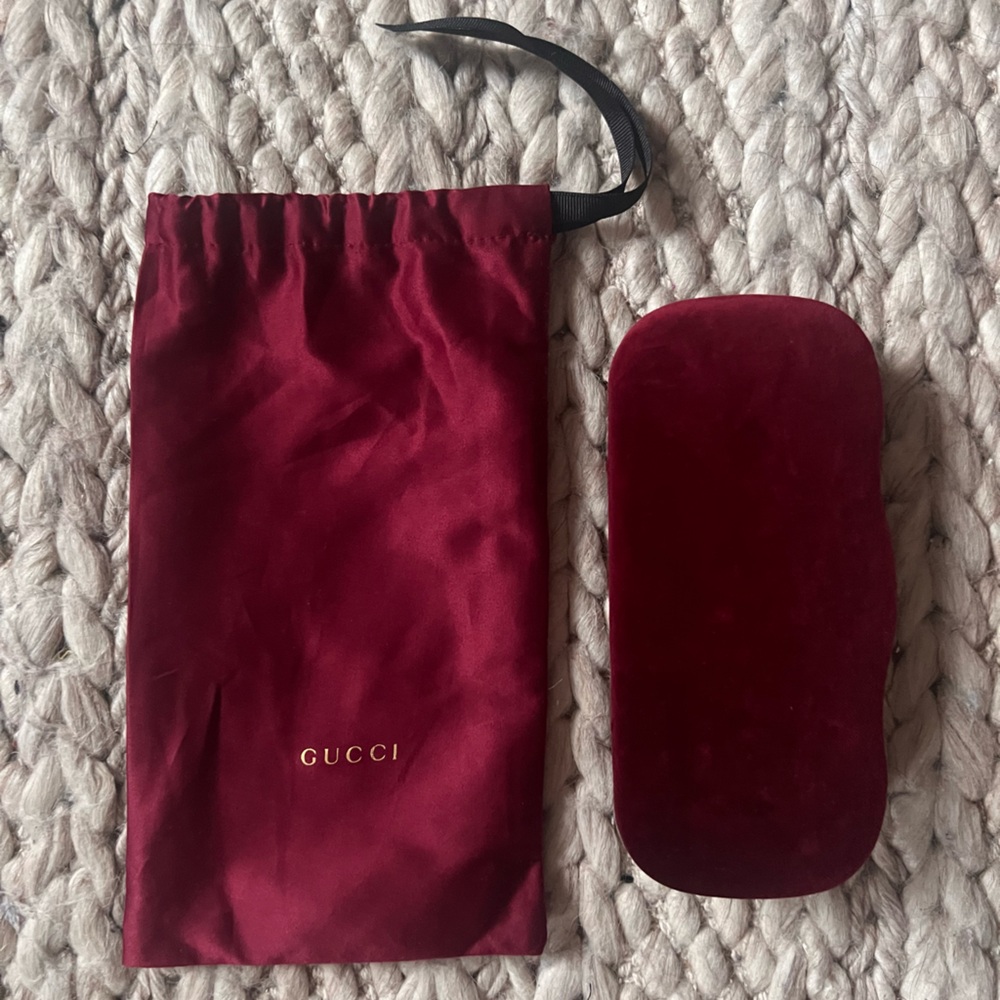 Gucci Black and Gold Women's Sunglasses - Picture 10 of 12